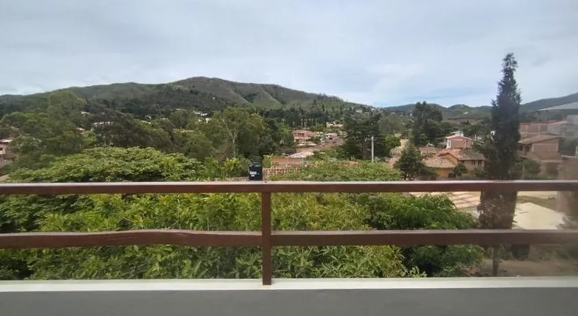 Hermosa vista de Samaipata - Image 1