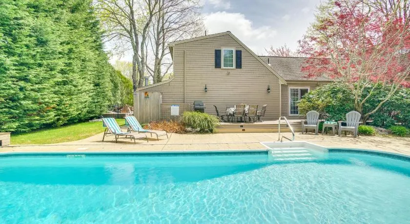 Falmouth Retreat w Private Pool Gym & Game Room - Image 1