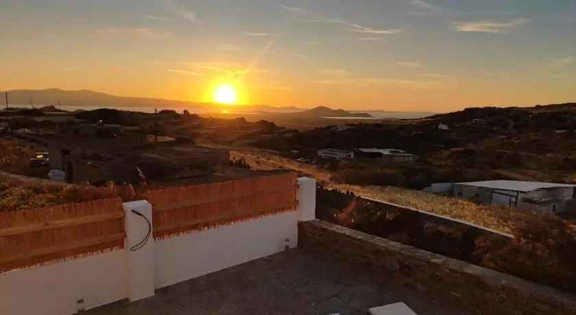 Daphne's Place - Private Villa with Pool in Naxos - Image 1