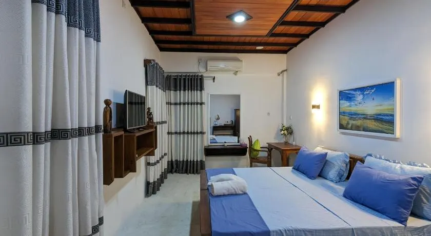 Jennifer's Villa - Image 1