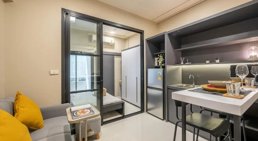 C2 stay Phayathai - Image 1