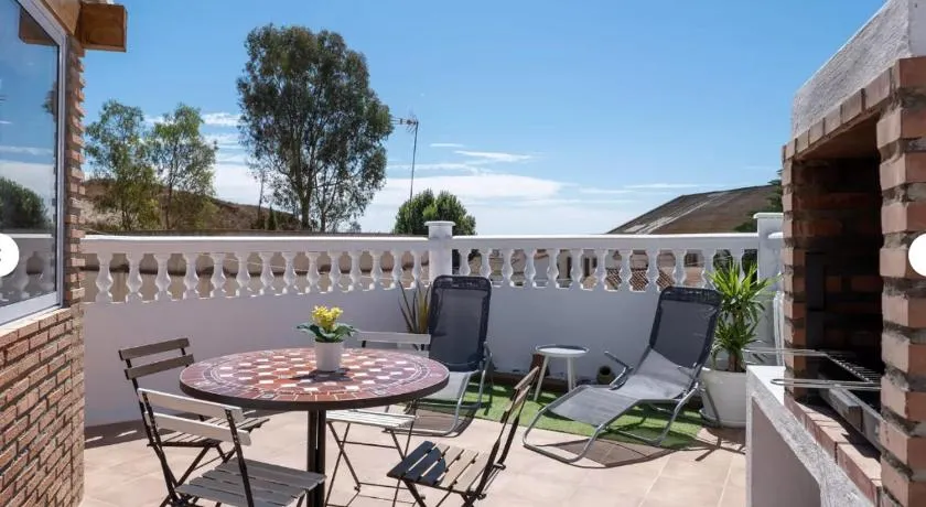 APARTAMENTOS LOLITALOLA HOLIDAYS - Image 1
