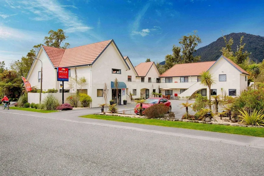 Bella Vista Motel Franz Josef Glacier - Image 1