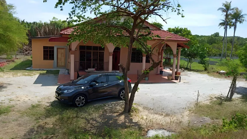 Homestay Zahra Sri Bayu - Image 1