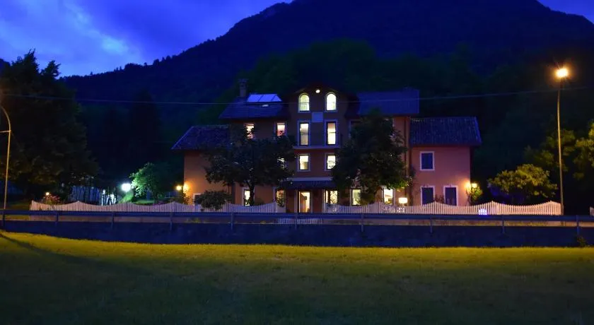 Dolomitiloungebelluno Mountain Stay - Image 1