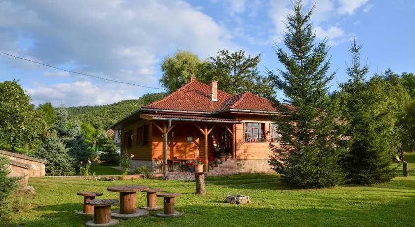 Halháza vendégház - Image 1