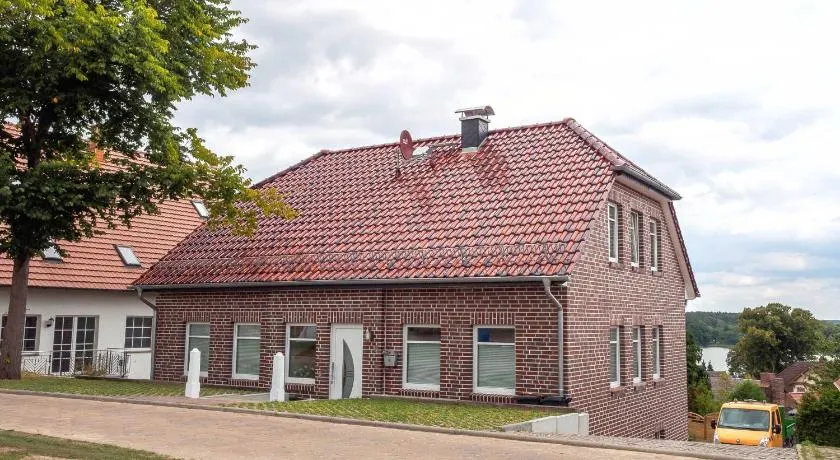 Ferienwohnung mit Seeblick - Image 1