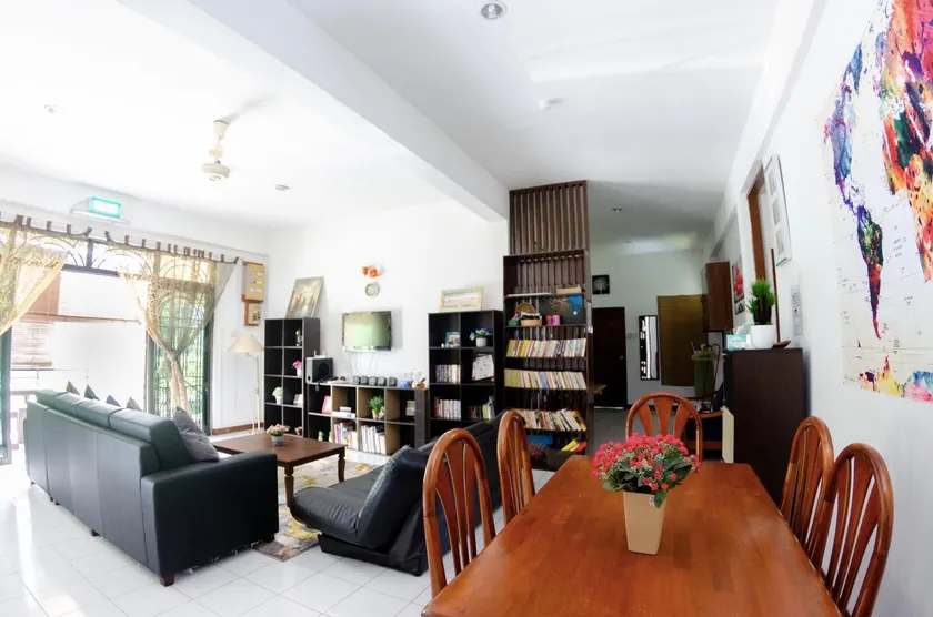 Poni Homestay - Image 1