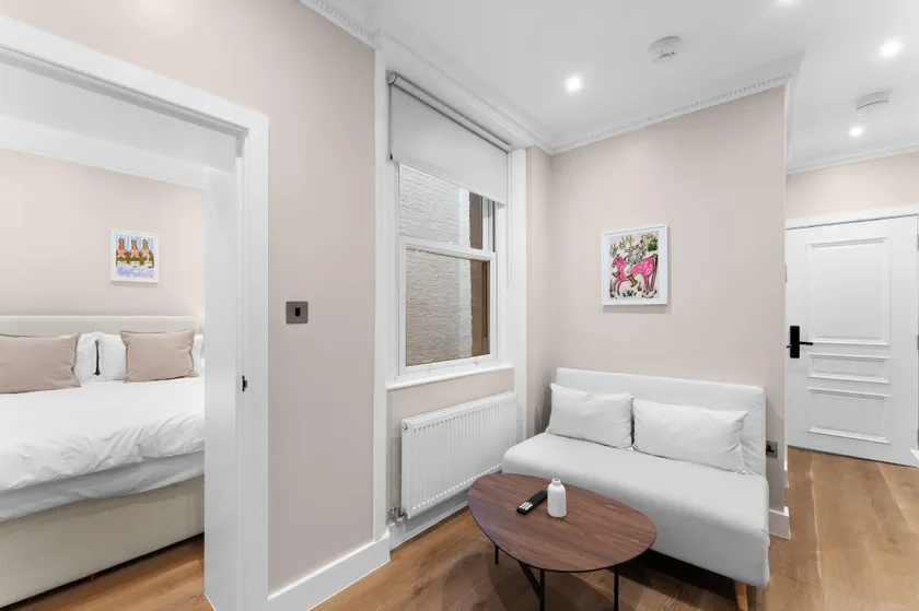 Grove Heights Notting Hill - Image 1