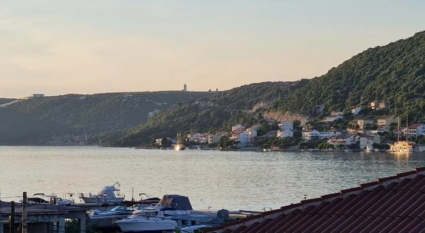 MAESTRAL-NMF - Image 1