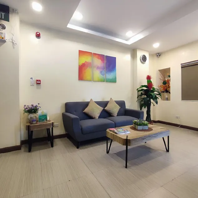 Huanying Hotel - Image 1