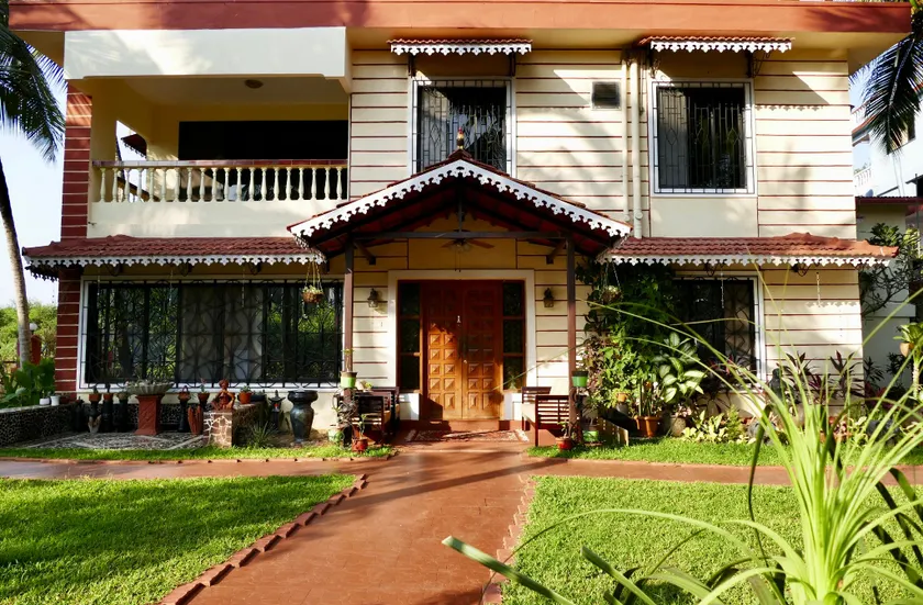 SHANU'S SEASIDE INN - A Family-Run Guesthouse just 100 metres from Candolim Beach - Image 1