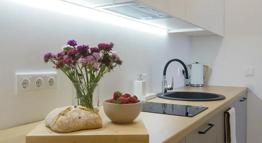Pretty Little Stay - Cozy Studio in Central Riga - Image 1