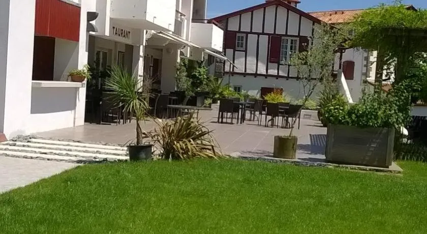 Hôtel Résidence Bergara - Image 1