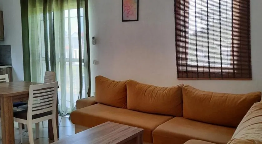 Apartments Alavana - Image 1