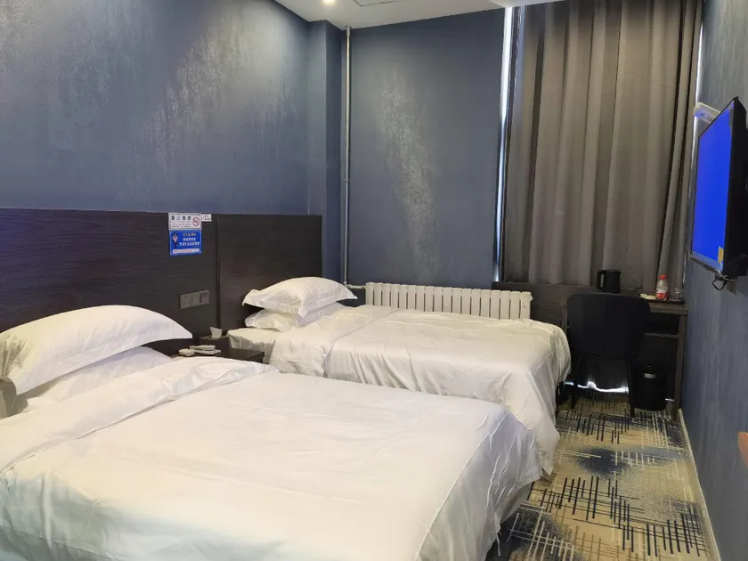Lanyiju Hotel - Image 1