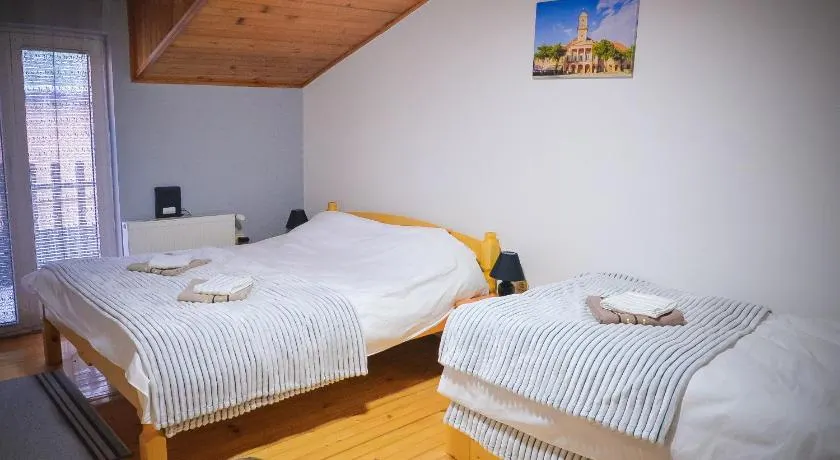 Royal TSV Rooms - Image 1