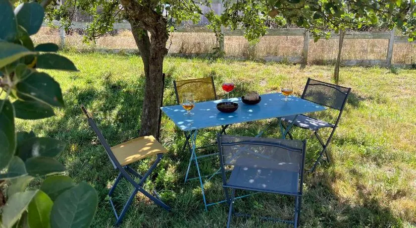 Parenthèse à la Maison de l'Ecrivain entre nature et petit déjeuner festin - Image 1