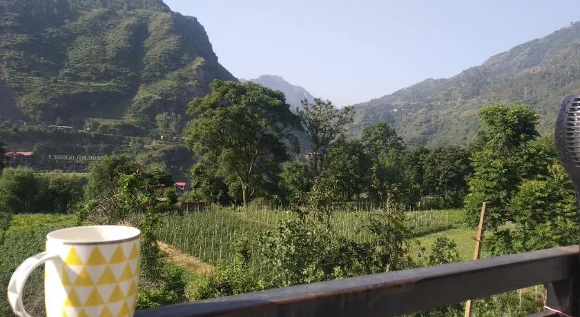 Yellow Valley Homestay - Image 1