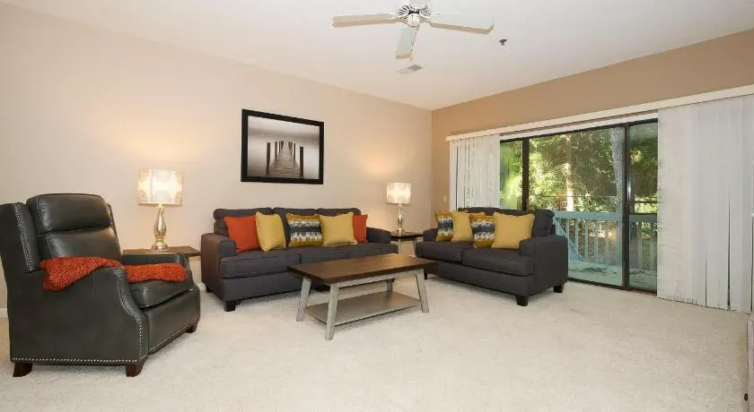 Ocean Breeze Villa 100 - Image 1