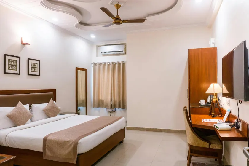 Hotel Classic Plaza at Delhi Airport - Image 1