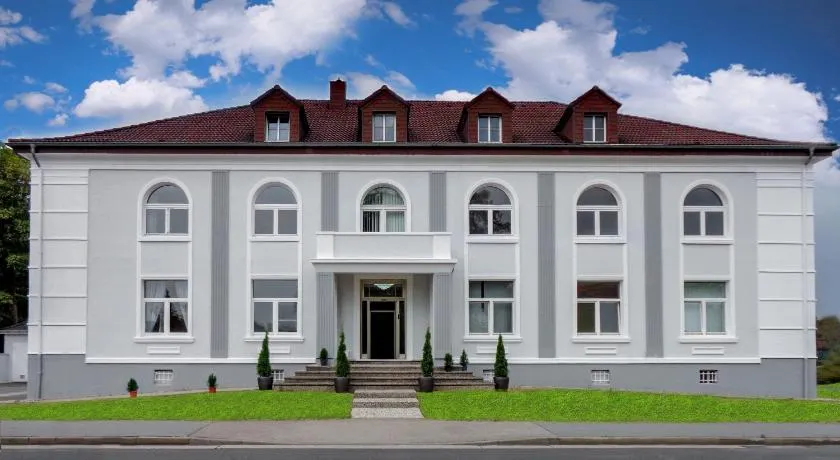 VILLA BOWDY - Image 1