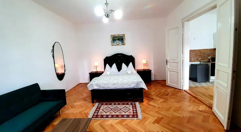 Maximus Apartments - Image 1