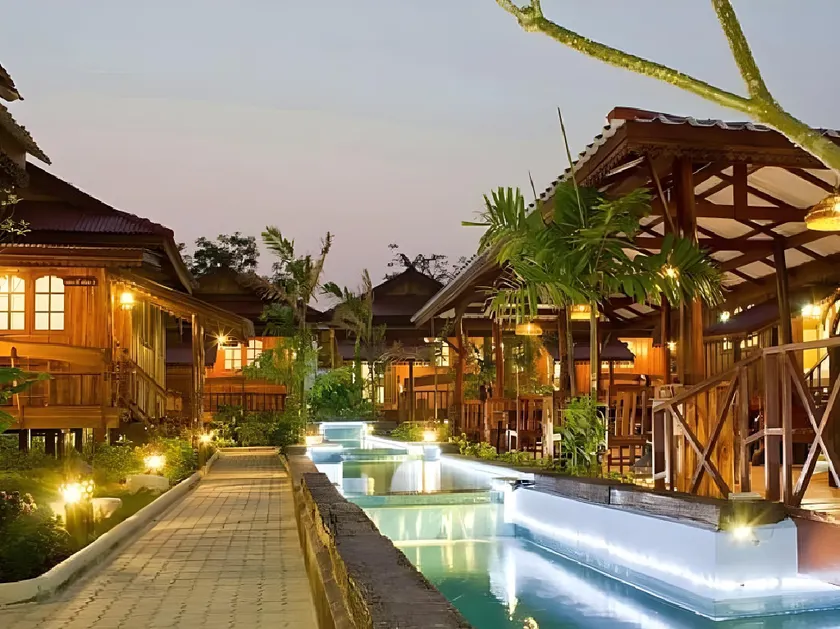 Dang Ky Ploen Tharnnam Resort - Image 1
