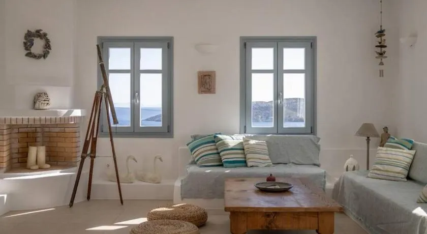 Minos Villa Antiparos - Image 1