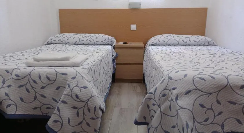 Pension Cuatro Torres - Image 1