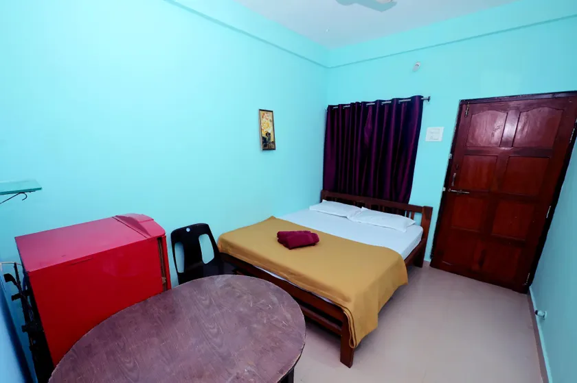 Sea Imperial Hotel - Image 1