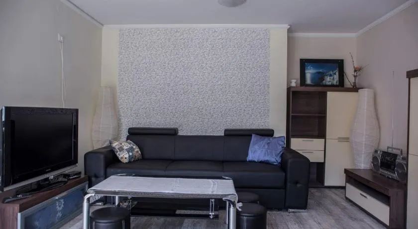 Meszaros apartman - Image 1
