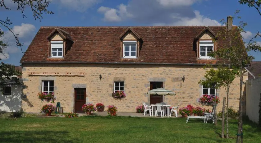 La Pommeraie - Gîte indépendant à Fye Nord Ouest France - Image 1