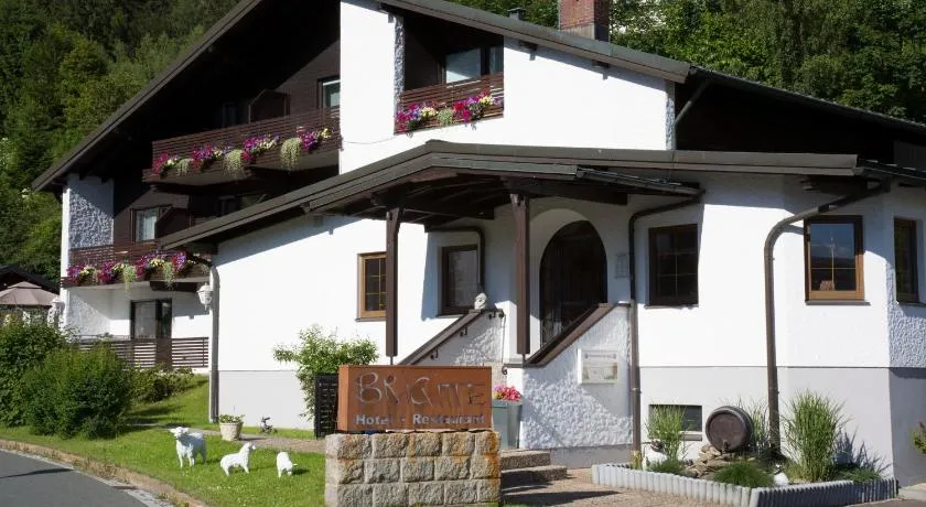 Hotel Restaurant Brigitte - Image 1