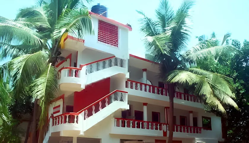 Hotel Calangute Beach side - Image 1