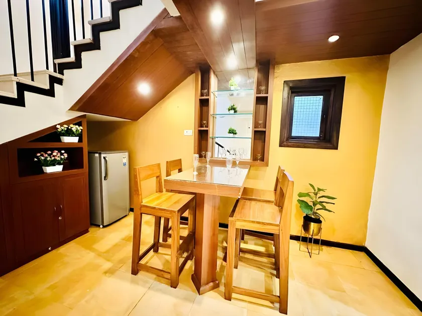 Waterfront Beach Villa In Baga with Private Pool - Image 1