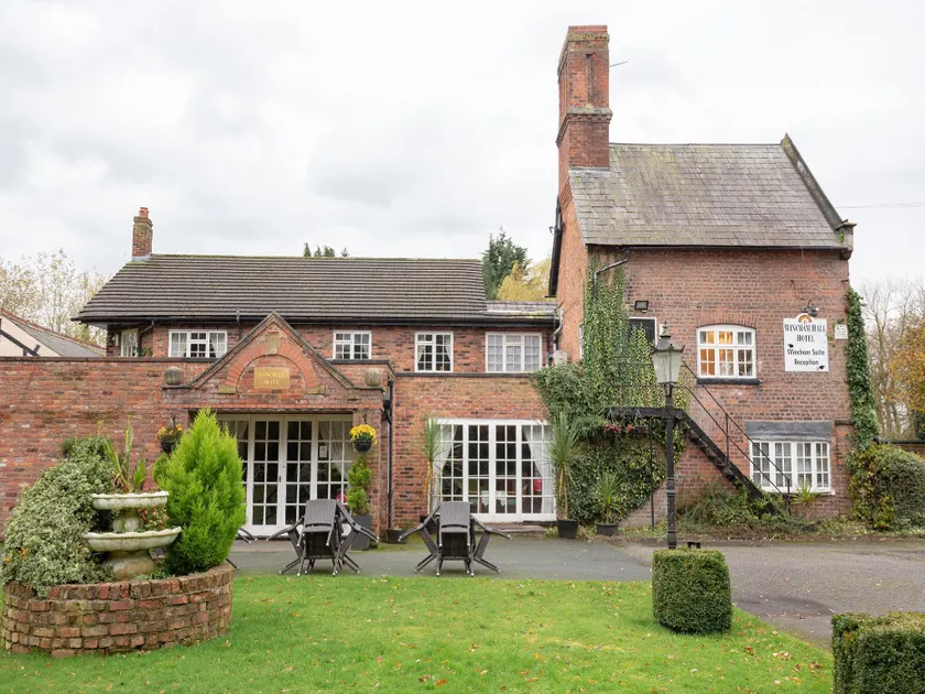 Wincham Hall Hotel - Image 1