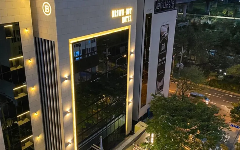 Browndot Hotel Hwamyeong - Image 1