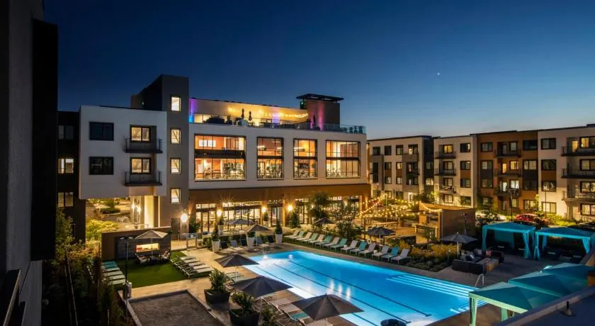 Global Luxury Suites in Menlo Park - Image 1