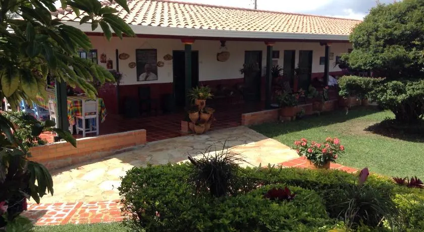 Villa Liliana Lodge Mesa de los Santos - Image 1