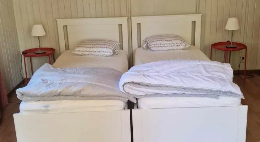 Charlottsborgs Camping och Vandrarhem - Image 1
