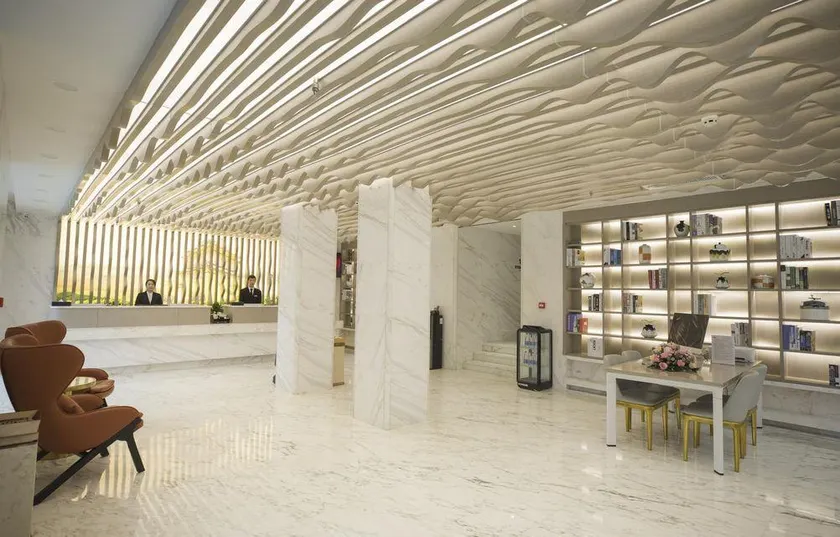 Rezen Lishe Hotel (Linfen Gulou Square) - Image 1