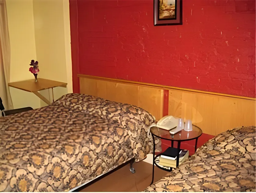 Hotel Victor - Image 1