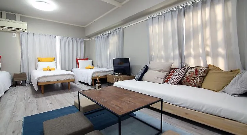 Shinjuku! Hayashi House 3P Free Wi-fi! - Image 1