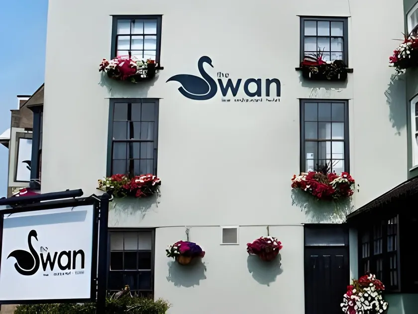 The Swan Hotel - Image 1