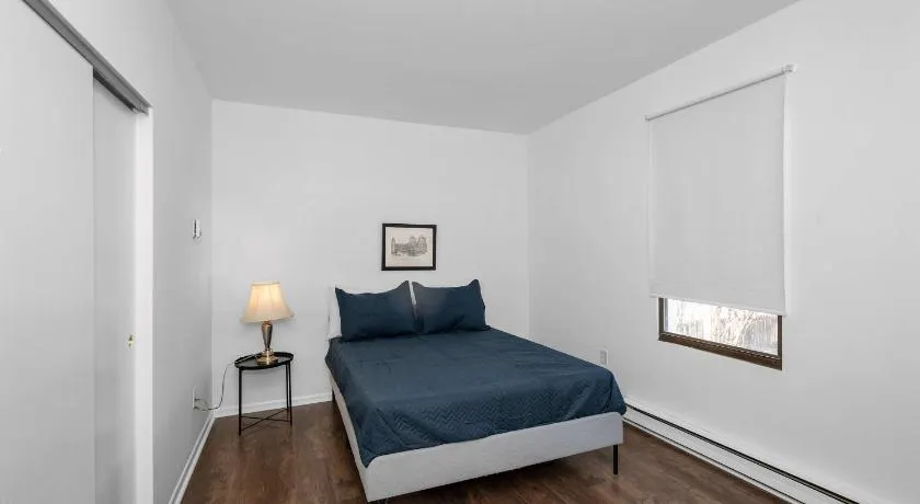 Northside Suites - 4 Apartments - Image 1