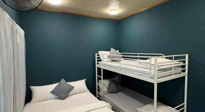 Woodstock Camp Chalet - Image 1
