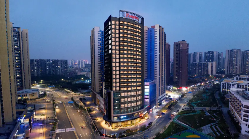 Hampton by Hilton Shenzhen North Station - Image 1