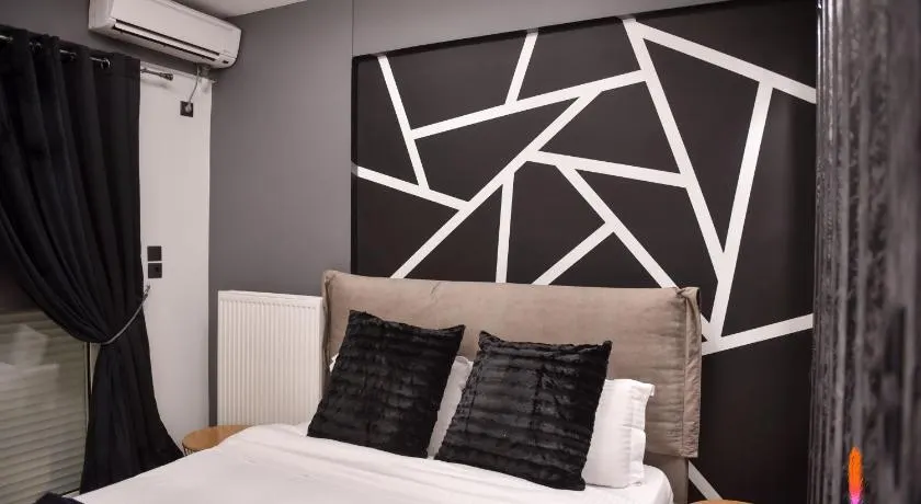 LuxRoom - Image 1