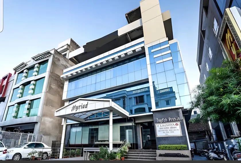 Hotel Myriad Lucknow - Image 1